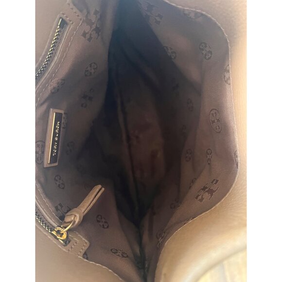 Tory Burch Tan Leather Britten Shoulder Bag With Gold Chain Strap & Logo Detail - Picture 7 of 9